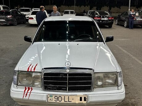 Mercedes 200 D