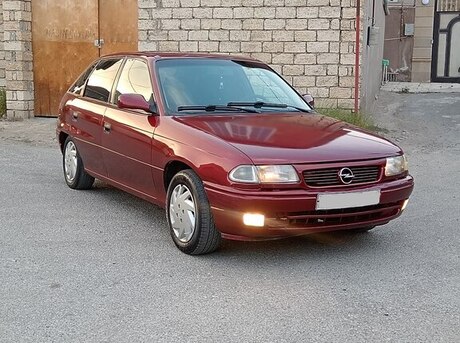 Opel Astra