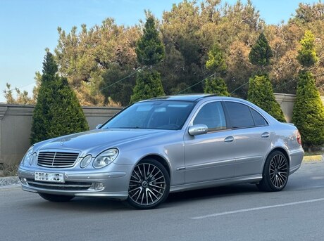 Mercedes E 320