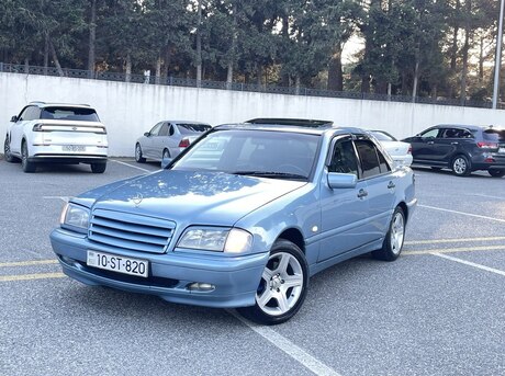 Mercedes C 220