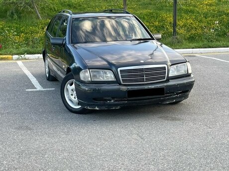 Mercedes C 220
