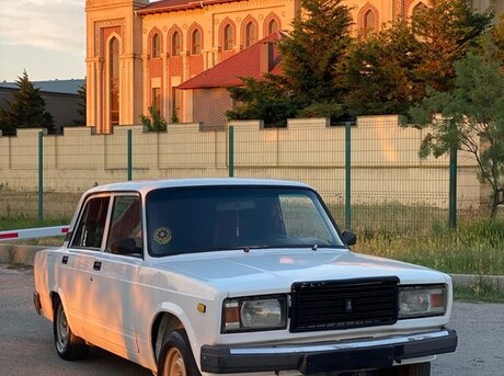 LADA (VAZ) 2107