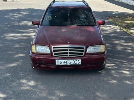 Mercedes C 180