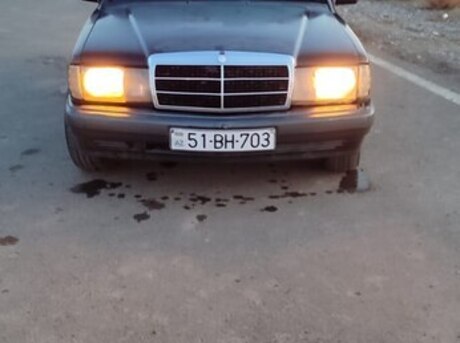 Mercedes 190