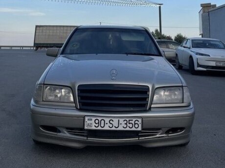 Mercedes C 220