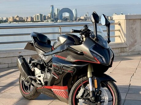 CFMOTO 450 SR
