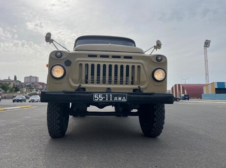 GAZ 53