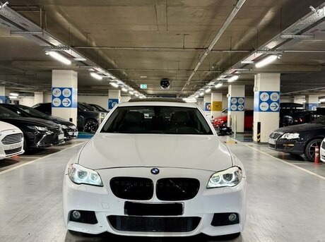 BMW 528