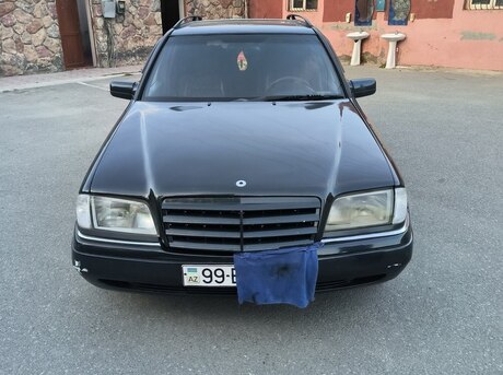 Mercedes C 180