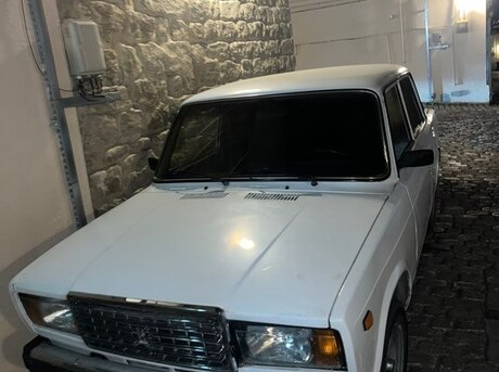 LADA (VAZ) 2107