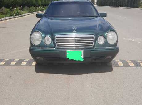 Mercedes E 290