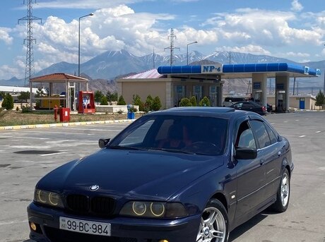 BMW 523