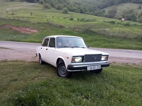 LADA (VAZ) 2107