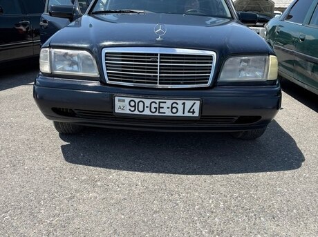 Mercedes C 180