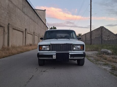 LADA (VAZ) 2107