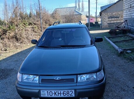 LADA (VAZ) 2111