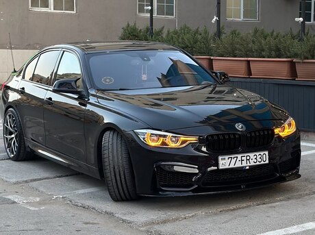 BMW 330