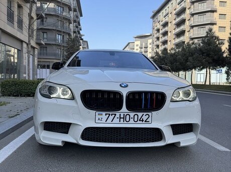BMW 528