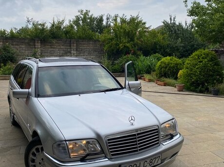 Mercedes C 180