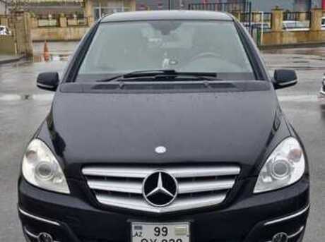 Mercedes B 180