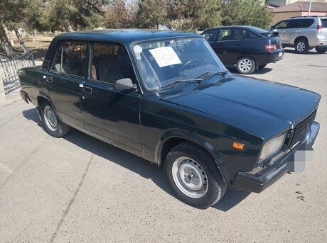 LADA (VAZ) 2107