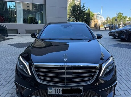 Mercedes S 550