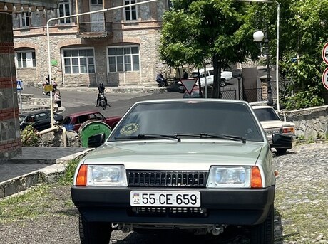 LADA (VAZ) 21099