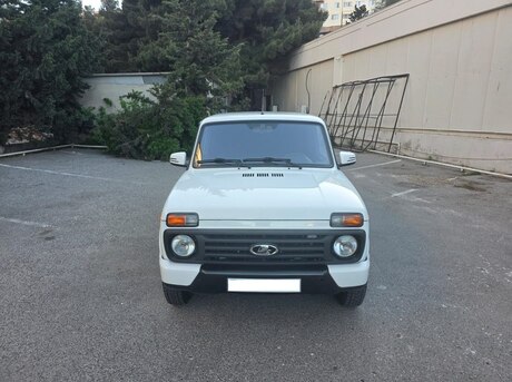 LADA (VAZ) Niva