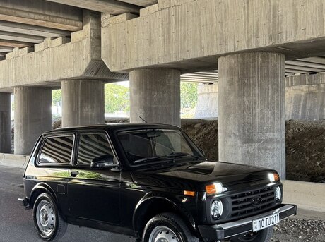 LADA (VAZ) Niva