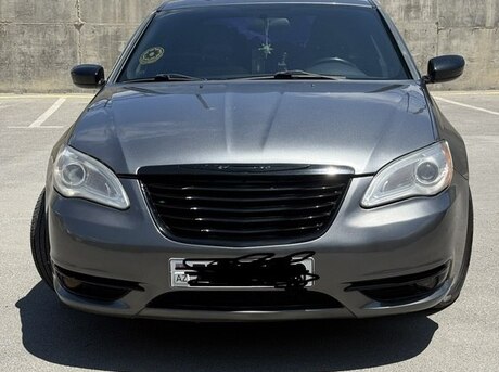 Chrysler 200