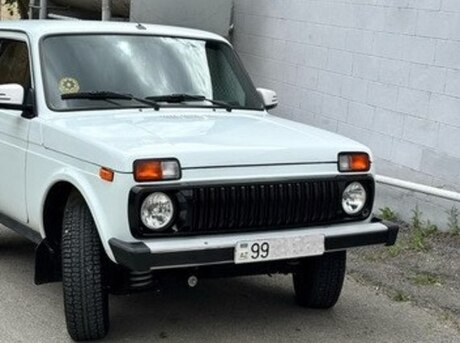 LADA (VAZ) Niva