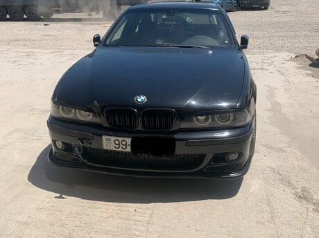 BMW 528