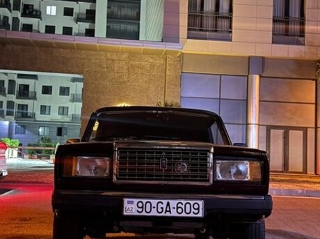 LADA (VAZ) 2107