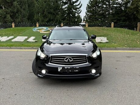 Infiniti FX35