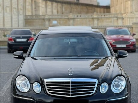 Mercedes E 220