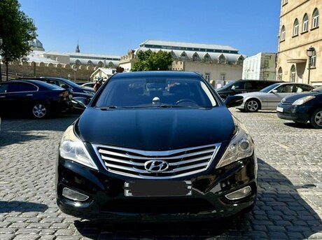 Hyundai Azera