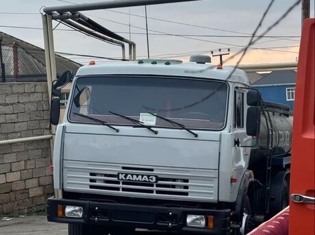 KamAz 53212