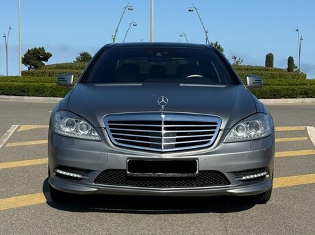 Mercedes S 500