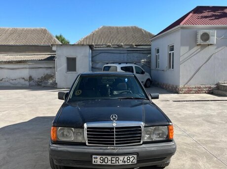 Mercedes 190
