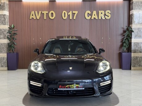 Porsche Panamera Turbo