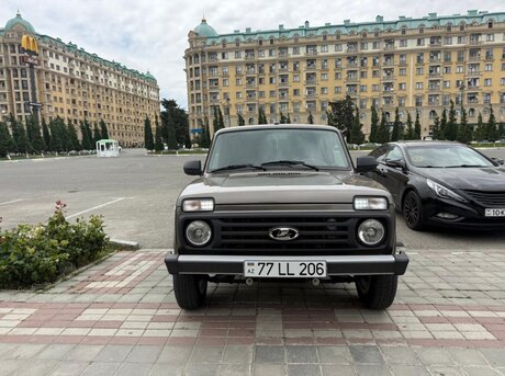 LADA (VAZ) Niva