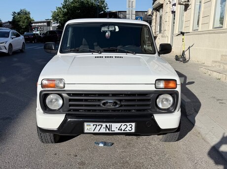 LADA (VAZ) Niva