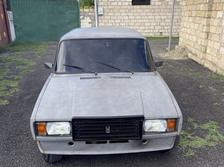LADA (VAZ) 2107