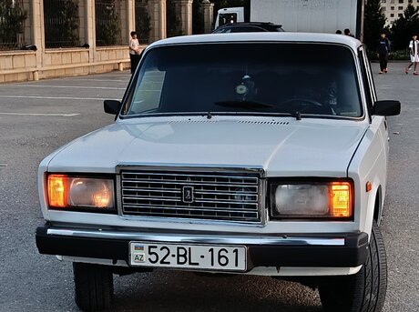 LADA (VAZ) 2107