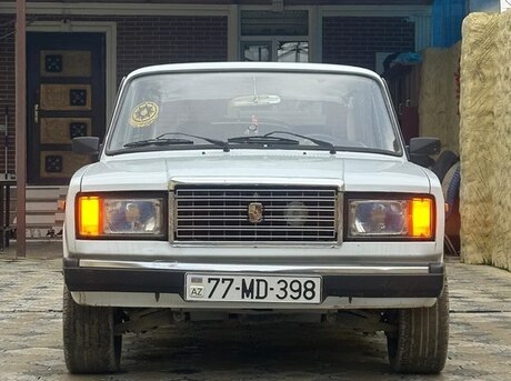 LADA (VAZ) 2107