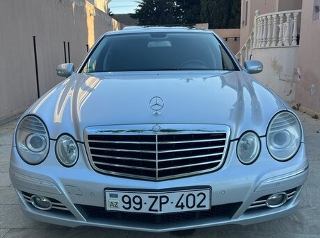 Mercedes E 220