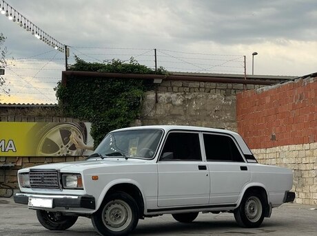 LADA (VAZ) 2107