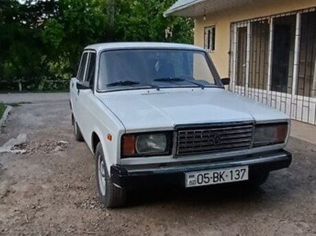 LADA (VAZ) 2107