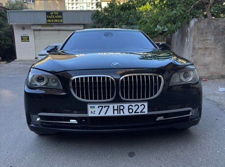 BMW 740