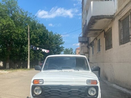LADA (VAZ) Niva